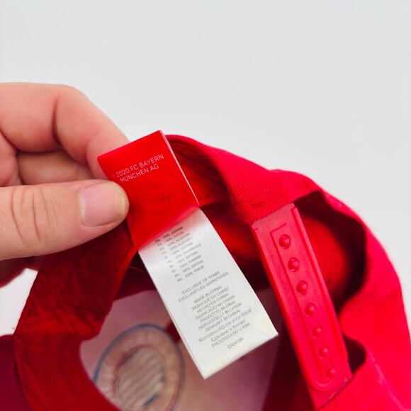 FC Bayern Munich Hat Cap Snapback Mens Red Soccer Football Adjustable - Picture 6 of 7